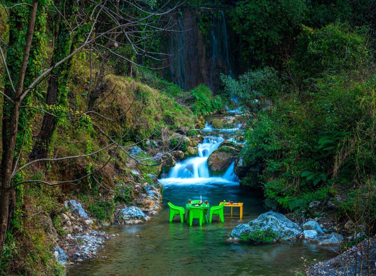 The Hosteller Mussoorie By The Streamside, Kempty Exteriér fotografie