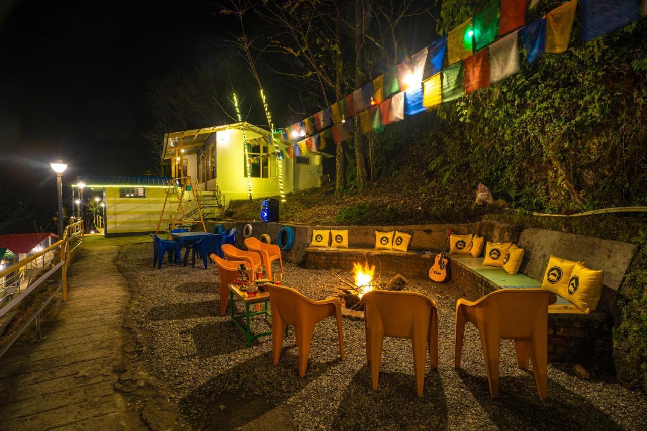 The Hosteller Mussoorie By The Streamside, Kempty Exteriér fotografie