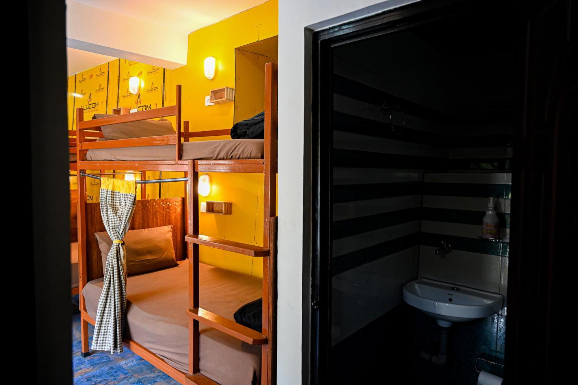 The Hosteller Mussoorie By The Streamside, Kempty Exteriér fotografie