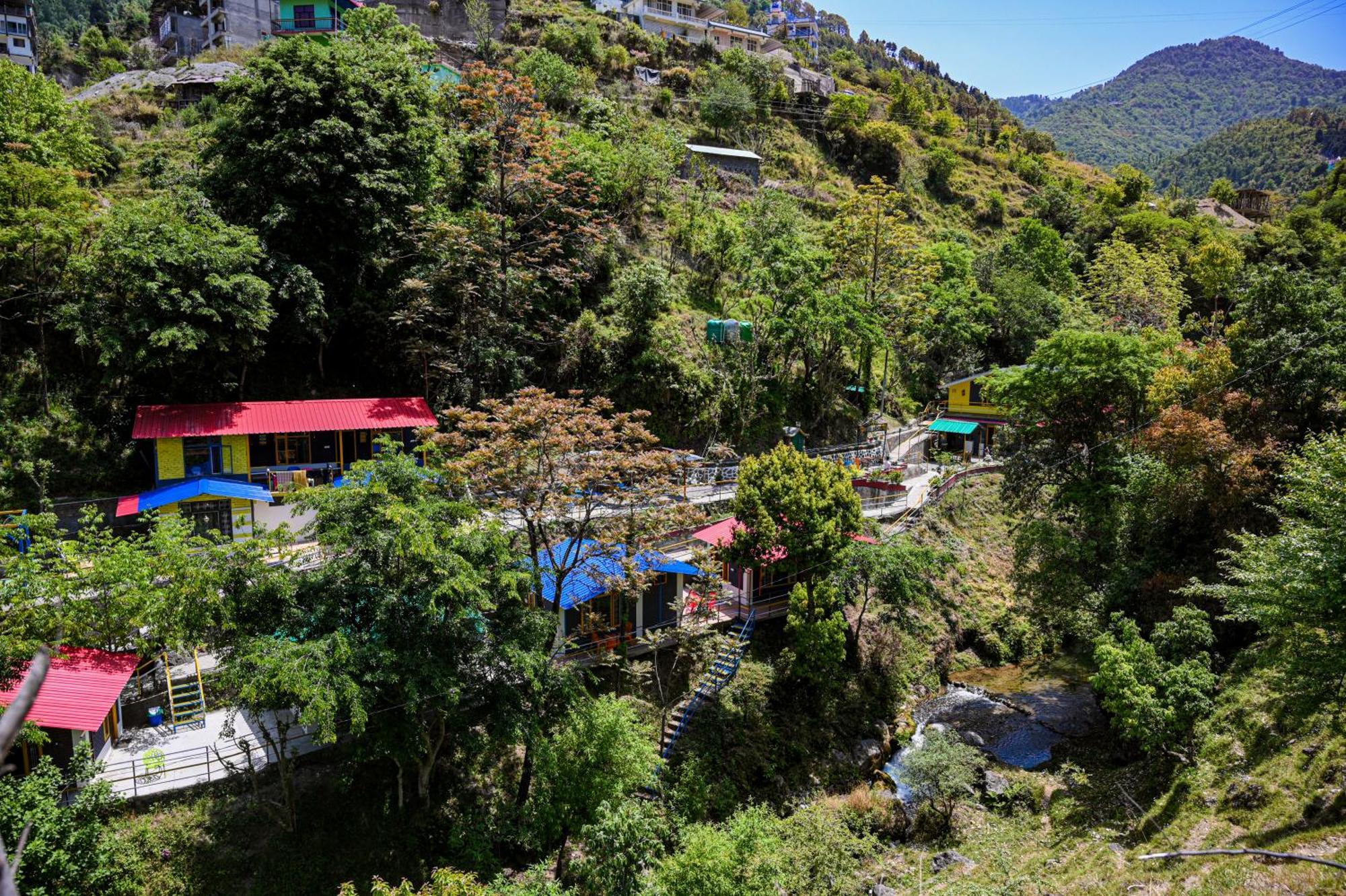 The Hosteller Mussoorie By The Streamside, Kempty Exteriér fotografie